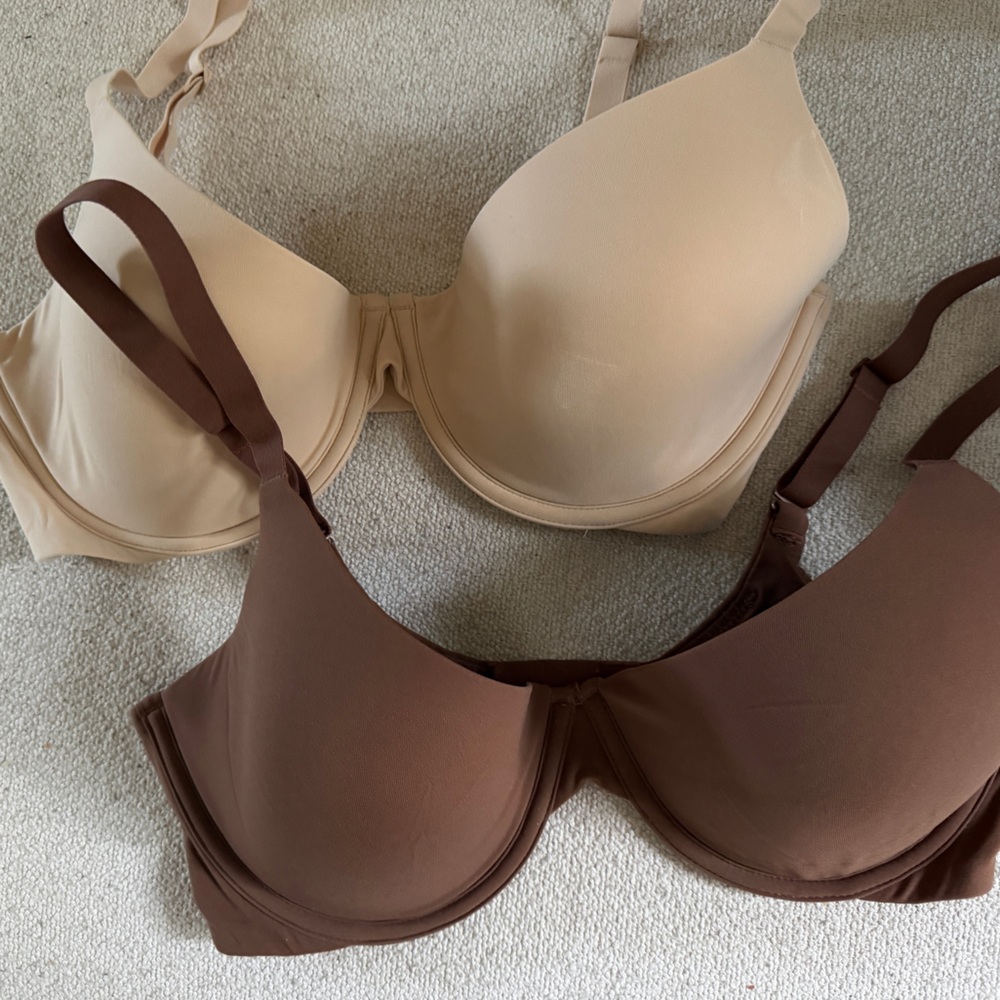 SKIMS Smooth Underwire Bra Duo in Nude and Chocolate